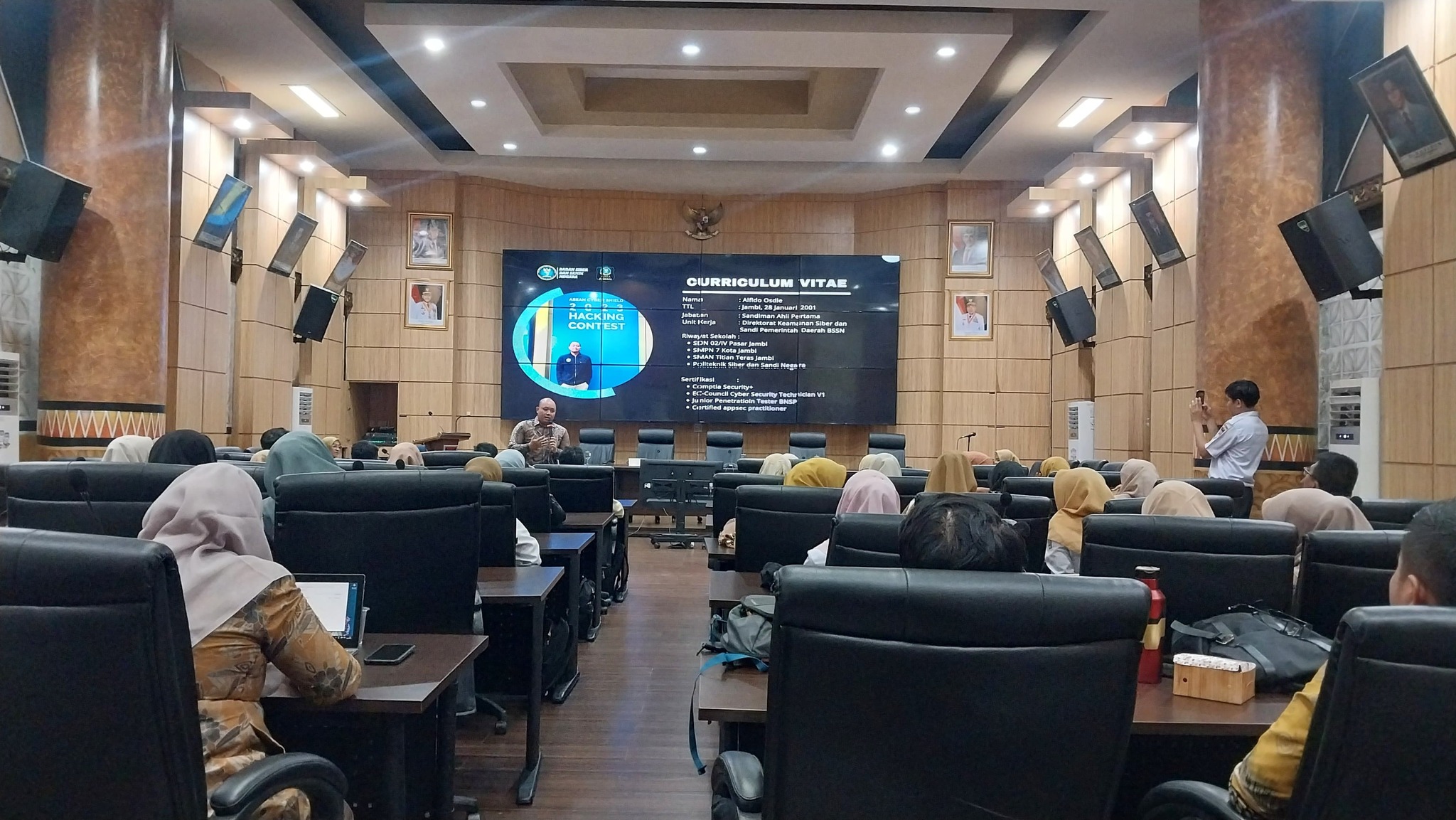 https://ppid.padang.go.id/public/public