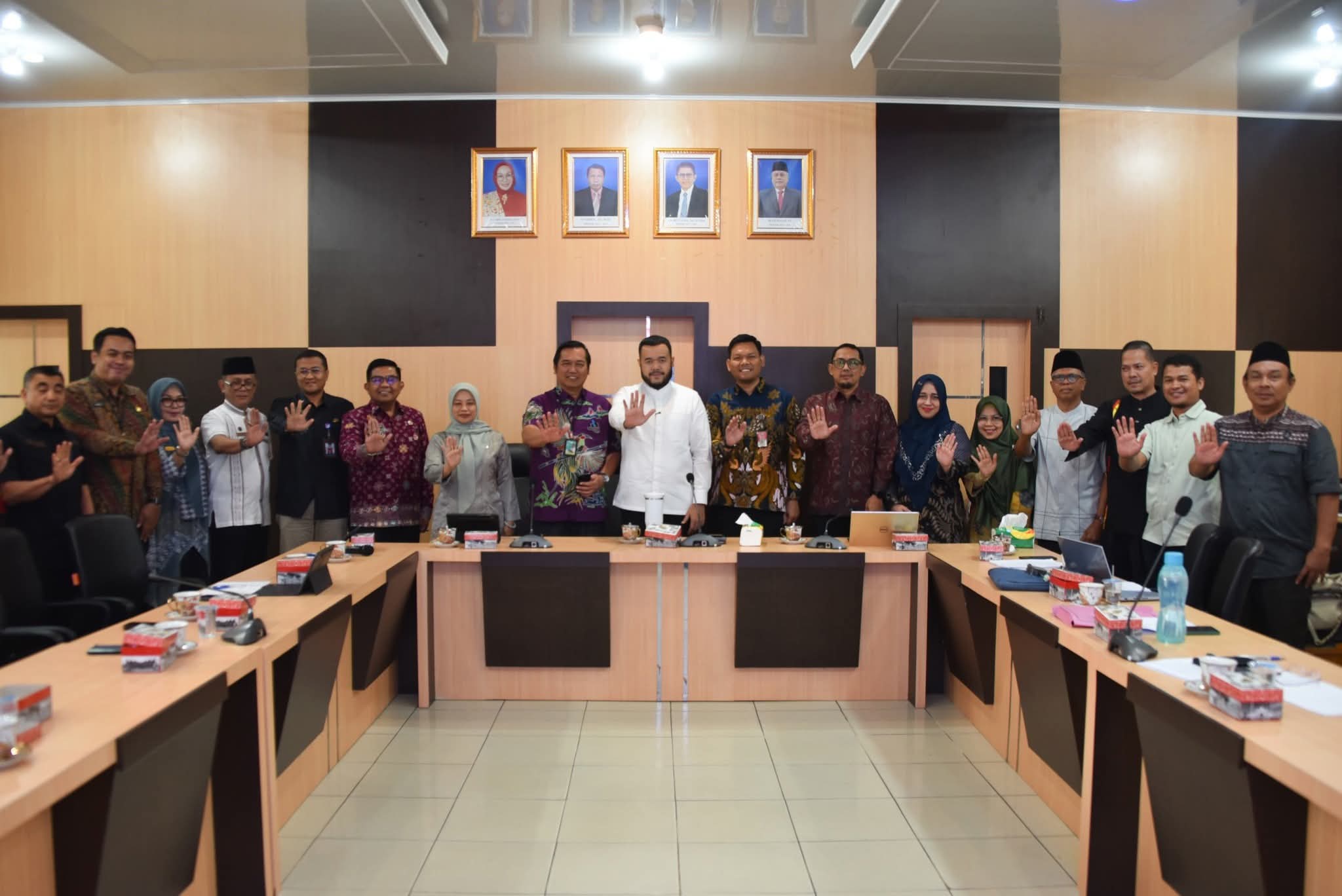 https://ppid.padang.go.id/public/public