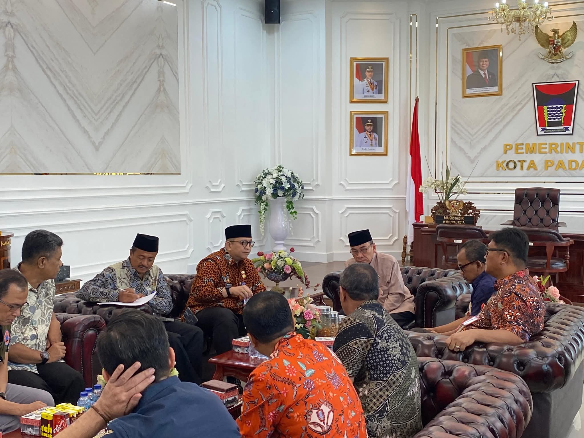 https://ppid.padang.go.id/public/public