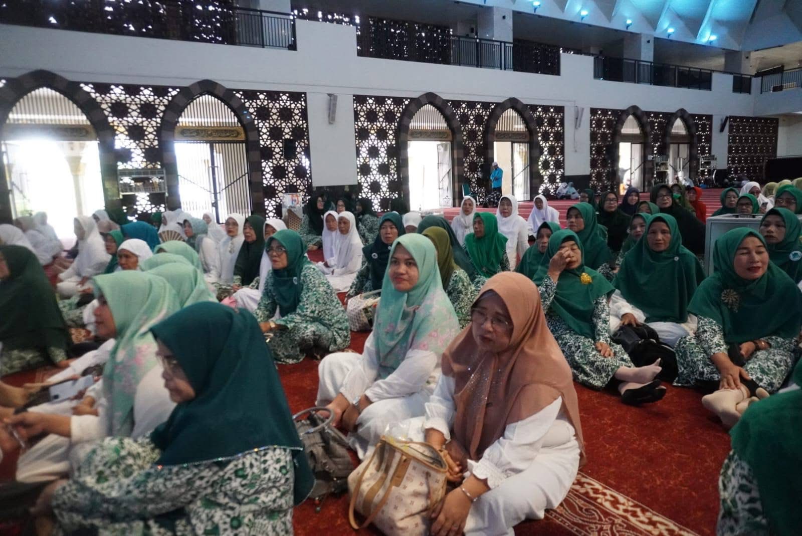 https://ppid.padang.go.id/public/public