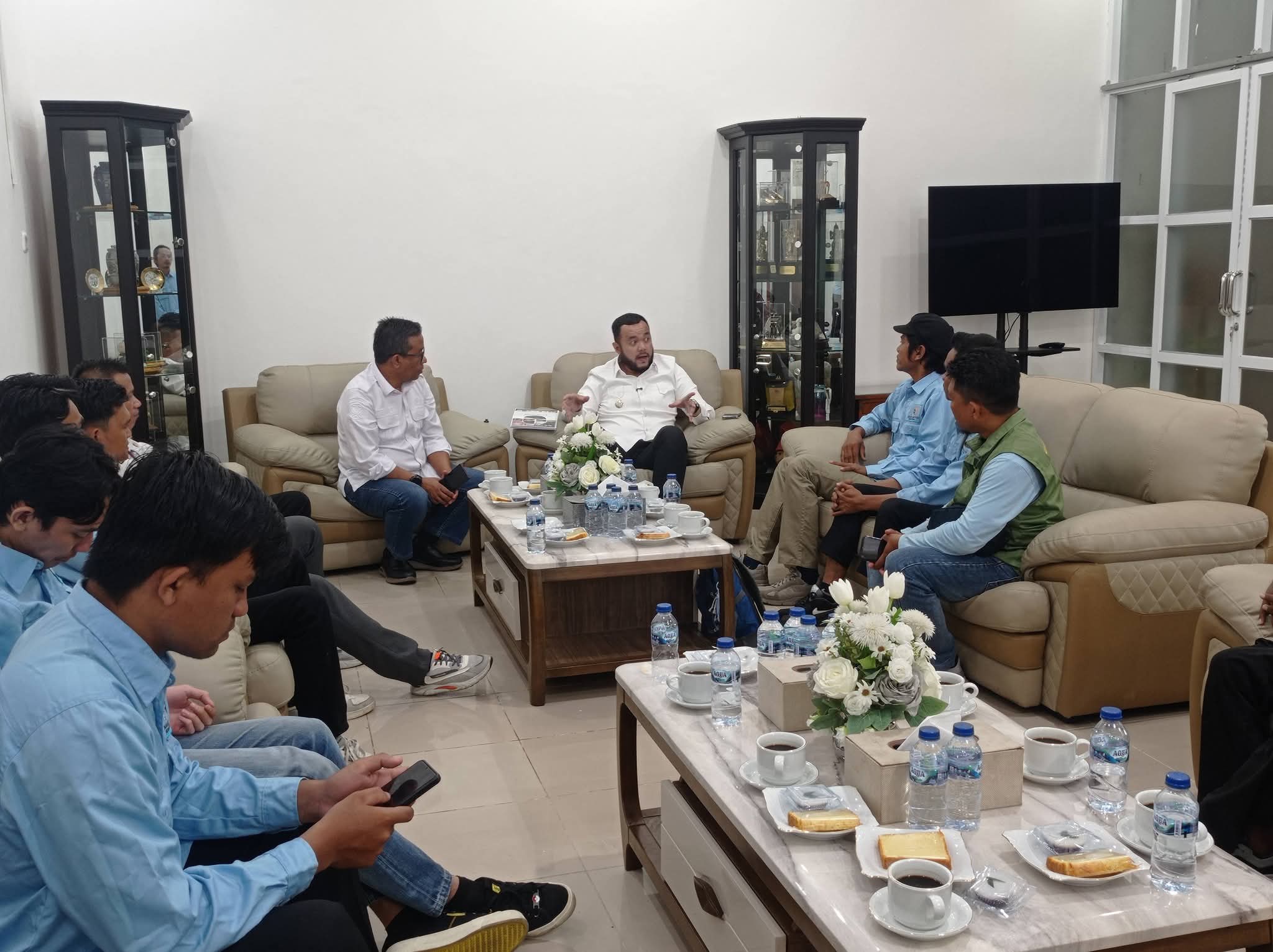 https://ppid.padang.go.id/public/public