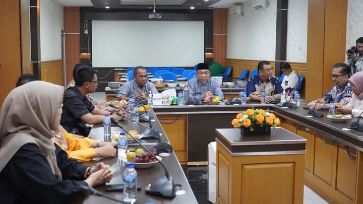 https://ppid.padang.go.id/public/public