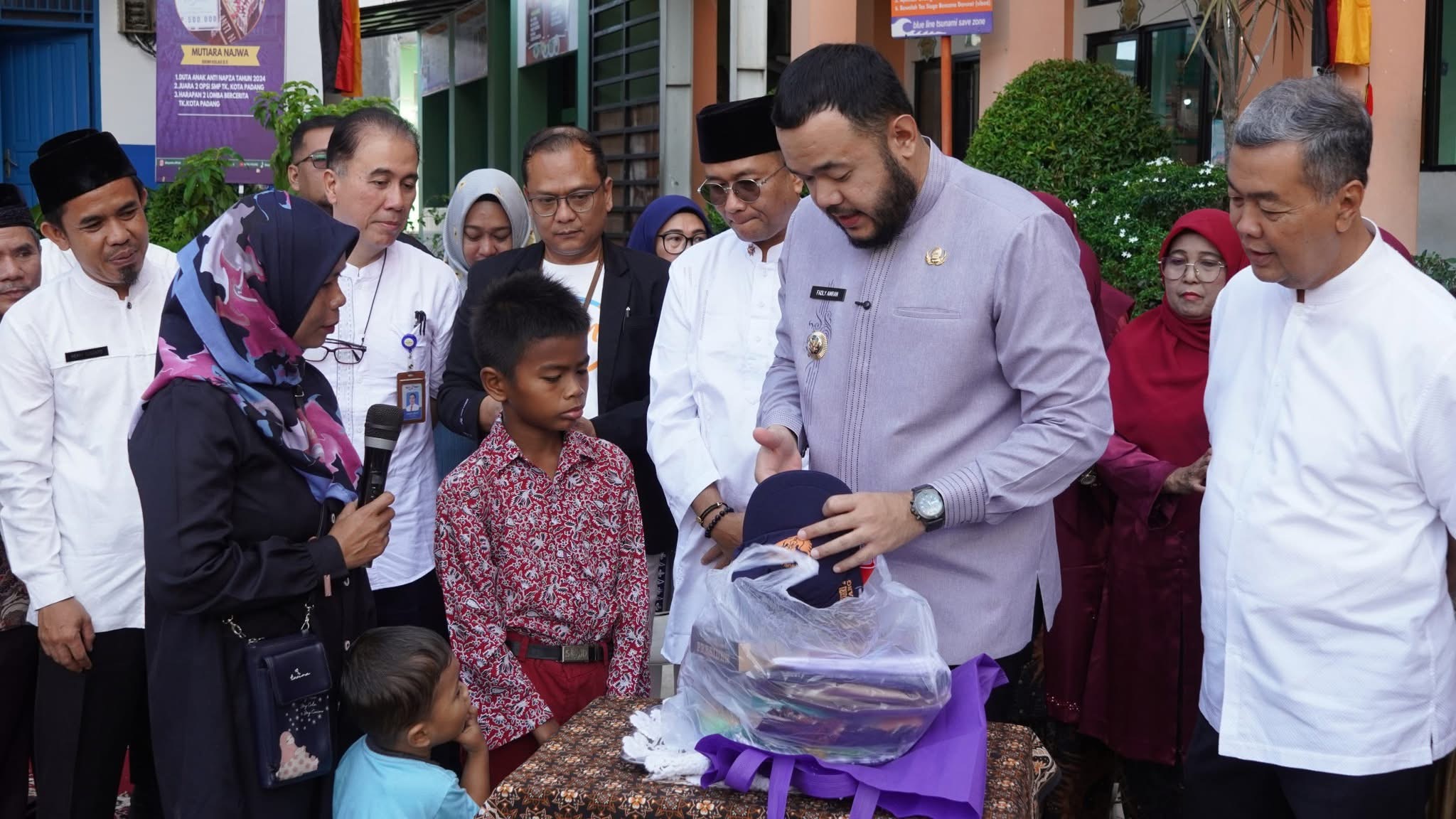 https://ppid.padang.go.id/public/public